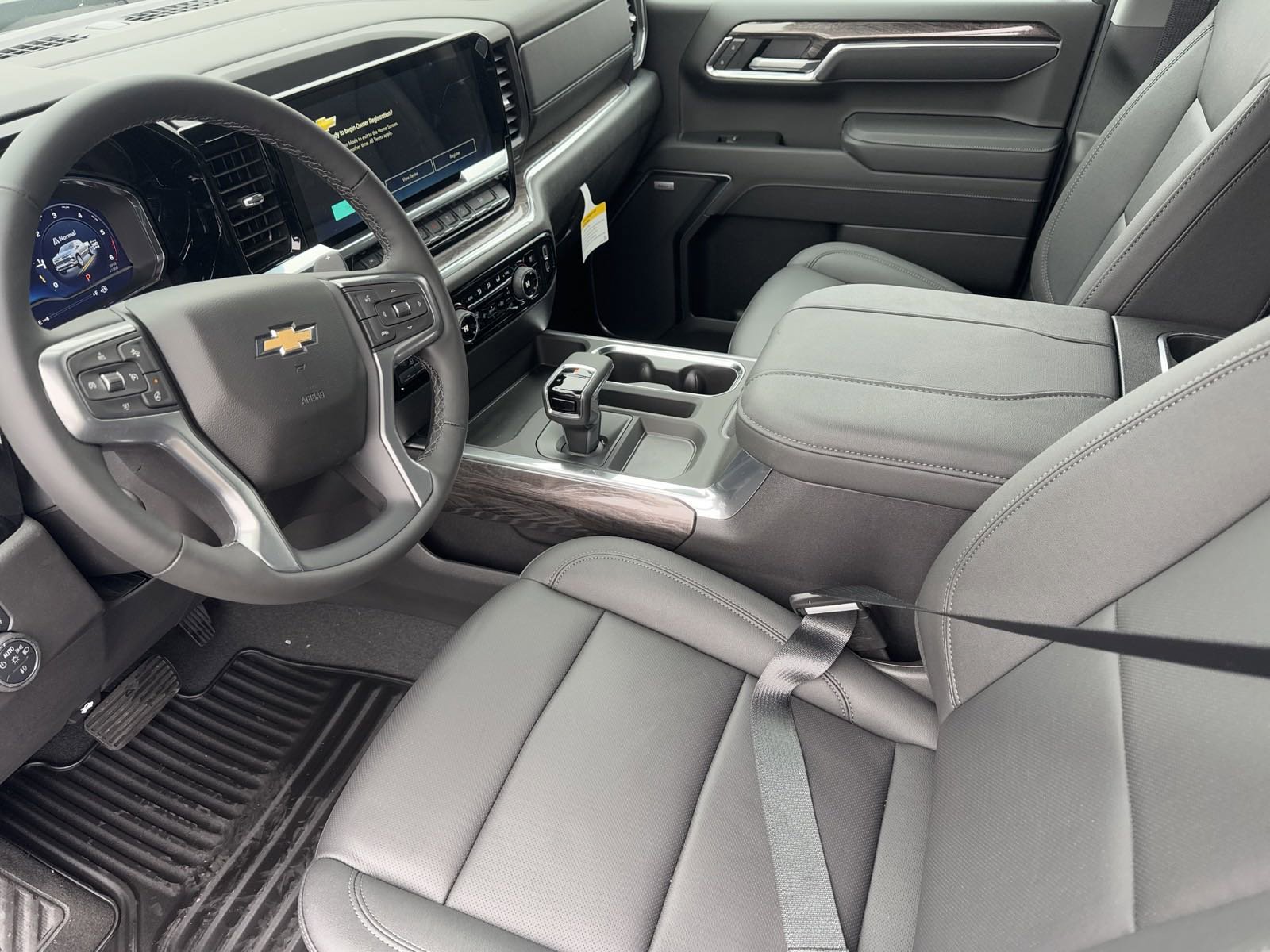 New 2025 Chevrolet Silverado 1500 LTZ w/ Technology Package image 9