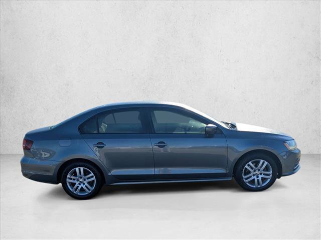 Used 2018 Volkswagen Jetta S image 4
