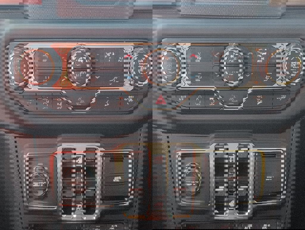 Used 2020 Jeep Wrangler Unlimited Sport S image 20