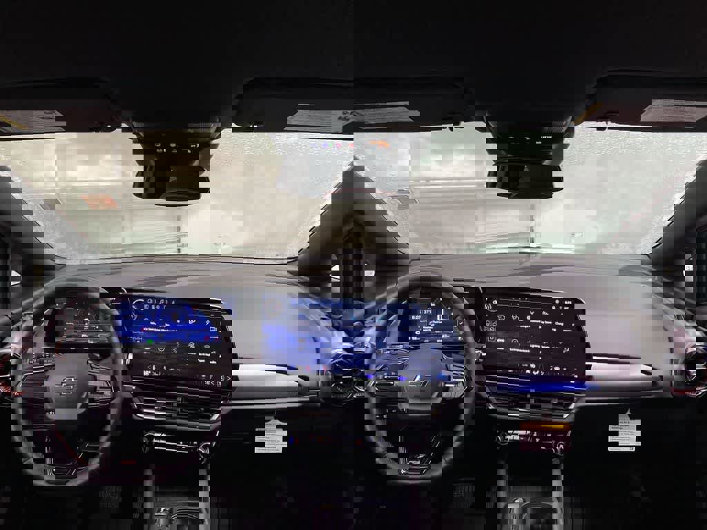 Used 2024 Chevrolet Equinox EV RS image 13