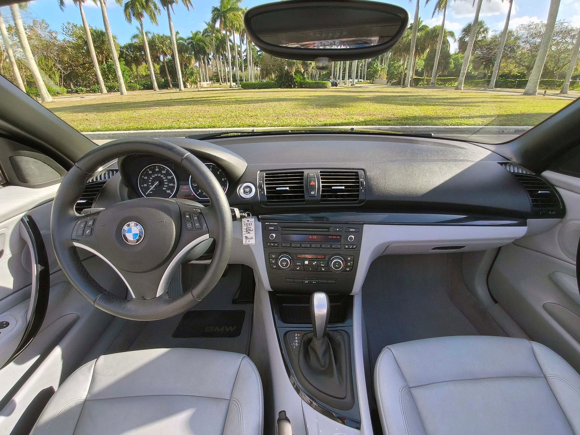 Used 2011 BMW 128i 128i Convertible 2D image 32