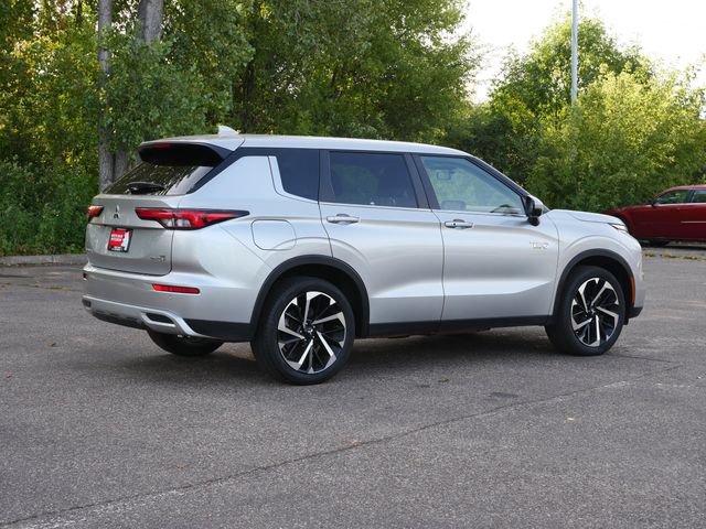 Used 2024 Mitsubishi Outlander SE AWD/4WD image 5