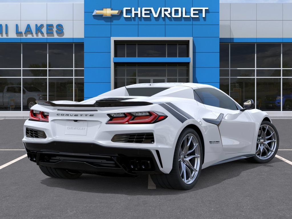 New 2027 Chevrolet Corvette Grand Sport w/ Z52 Sport Performance Package RWD image 4