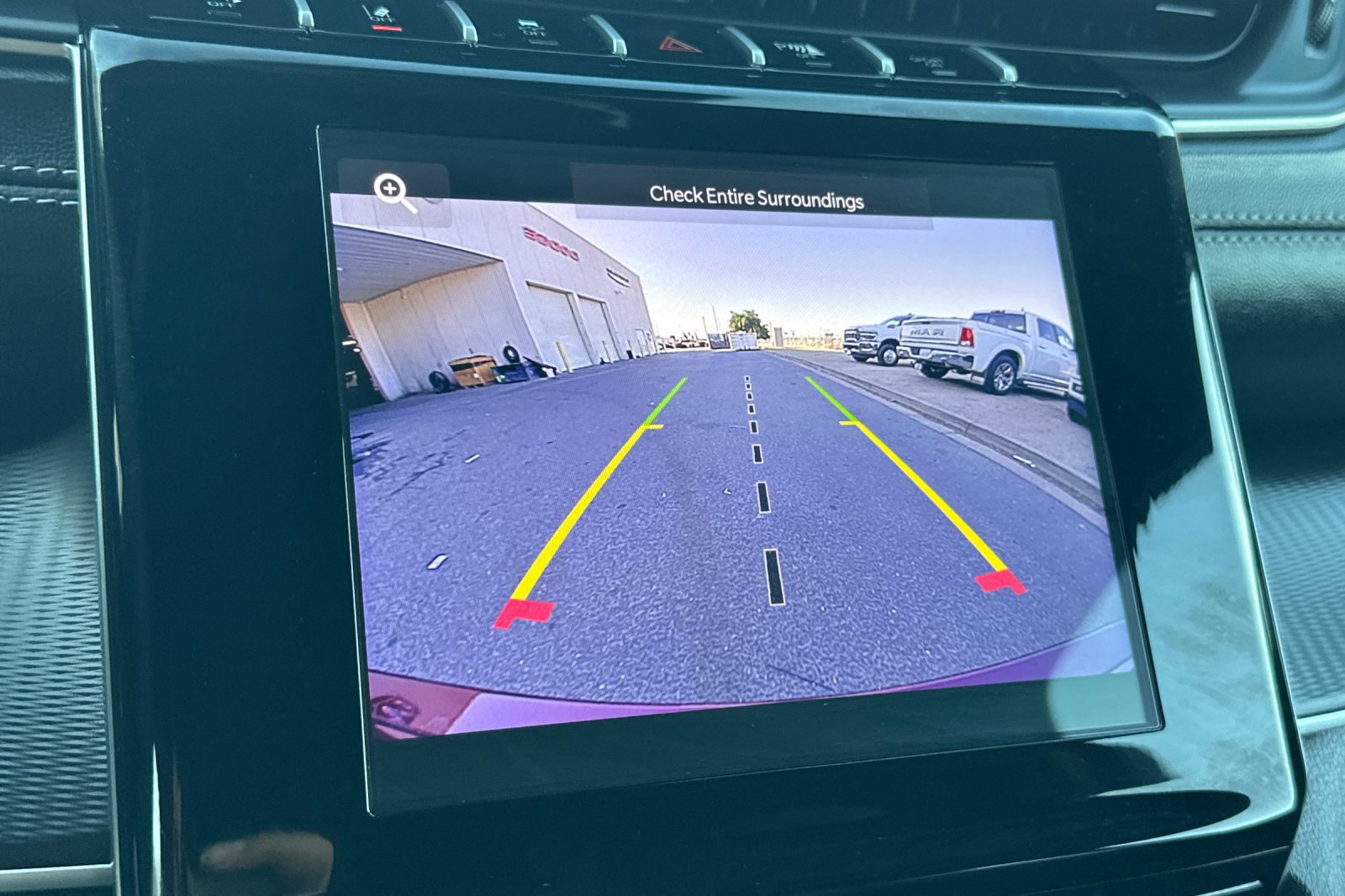 New 2025 Jeep Grand Cherokee Laredo X w/ Luxury Tech Group I image 19