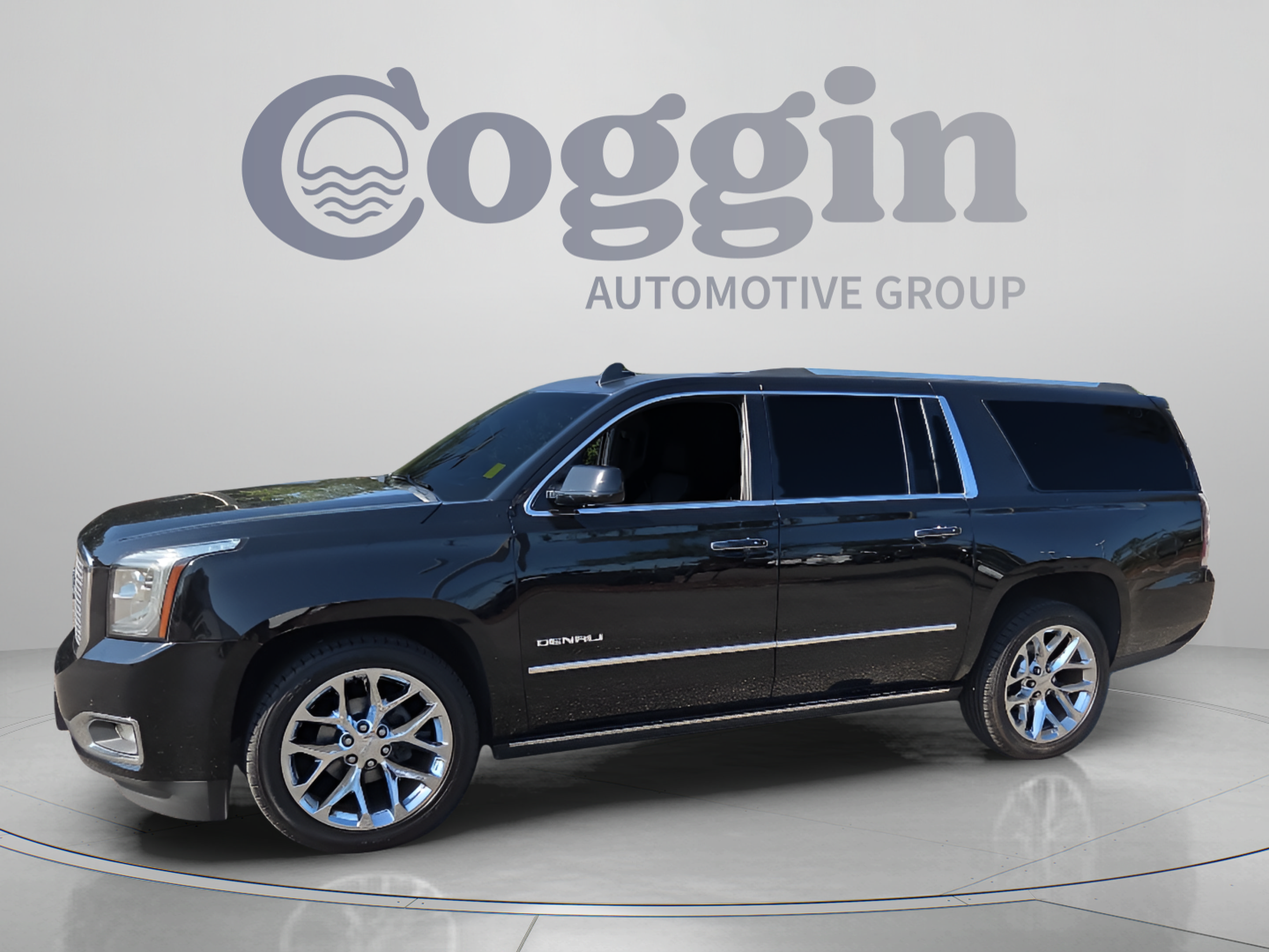 Used 2017 GMC Yukon XL Denali w/ Open Road Package AWD/4WD video 1