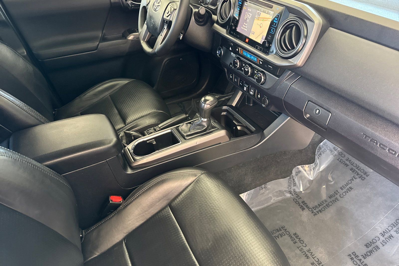 Used 2019 Toyota Tacoma TRD Sport w/ TRD Premium Sport Package image 15