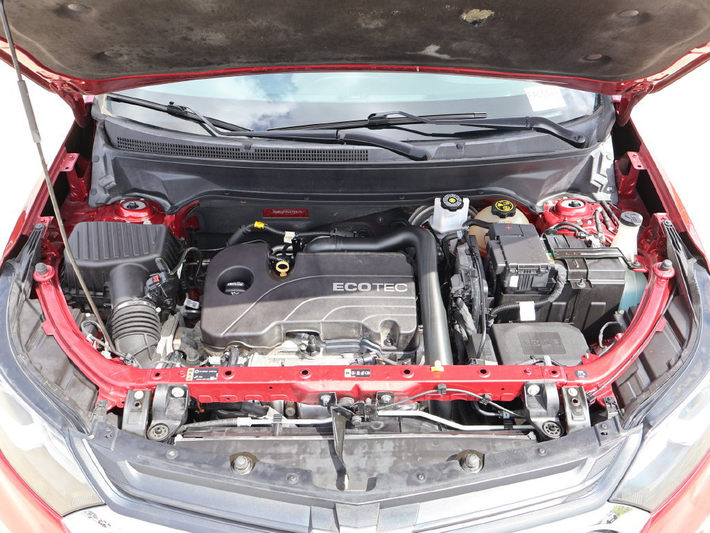 Used 2018 Chevrolet Equinox LT FWD image 39