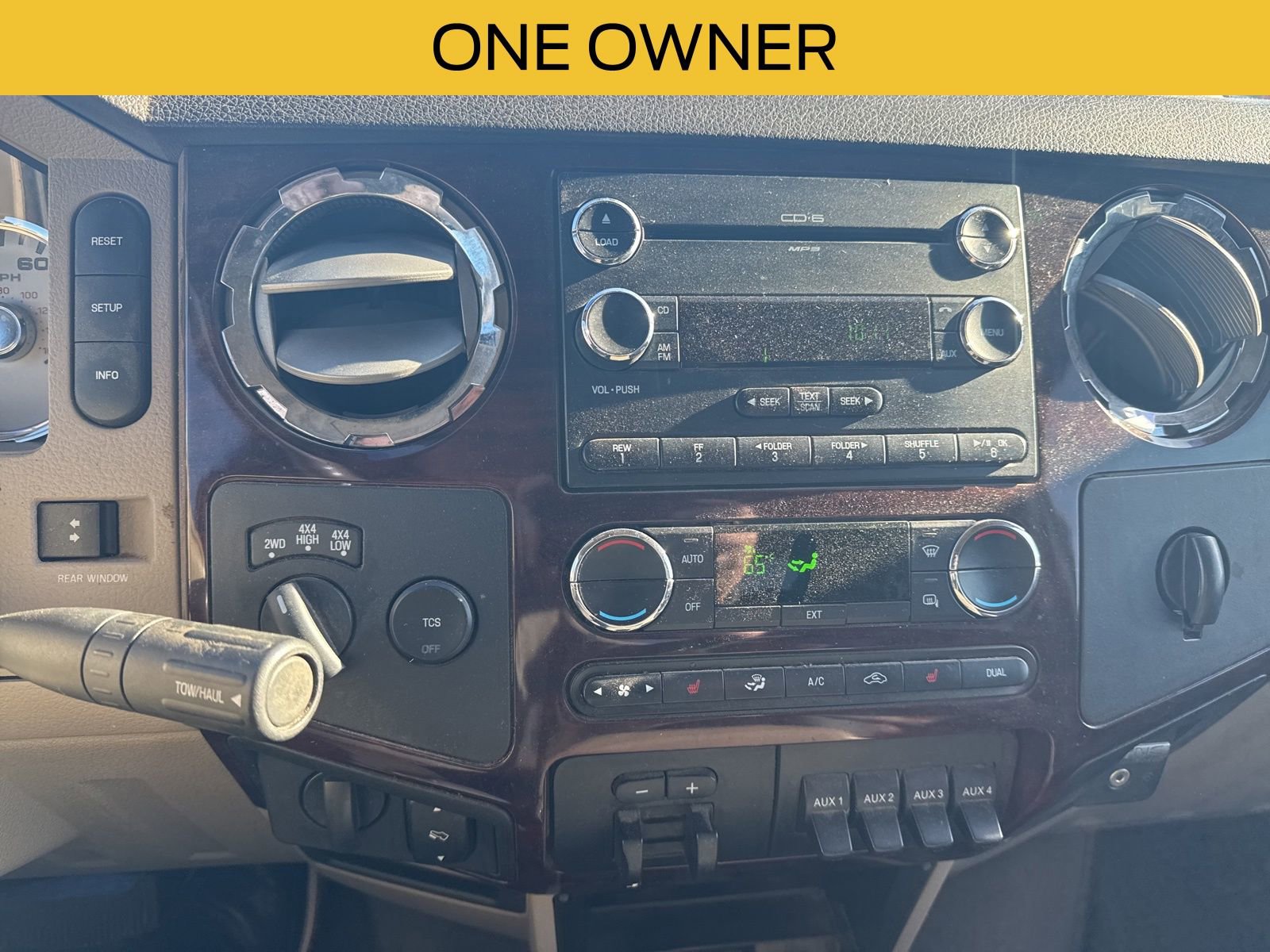 Used 2010 Ford F350 Lariat image 11