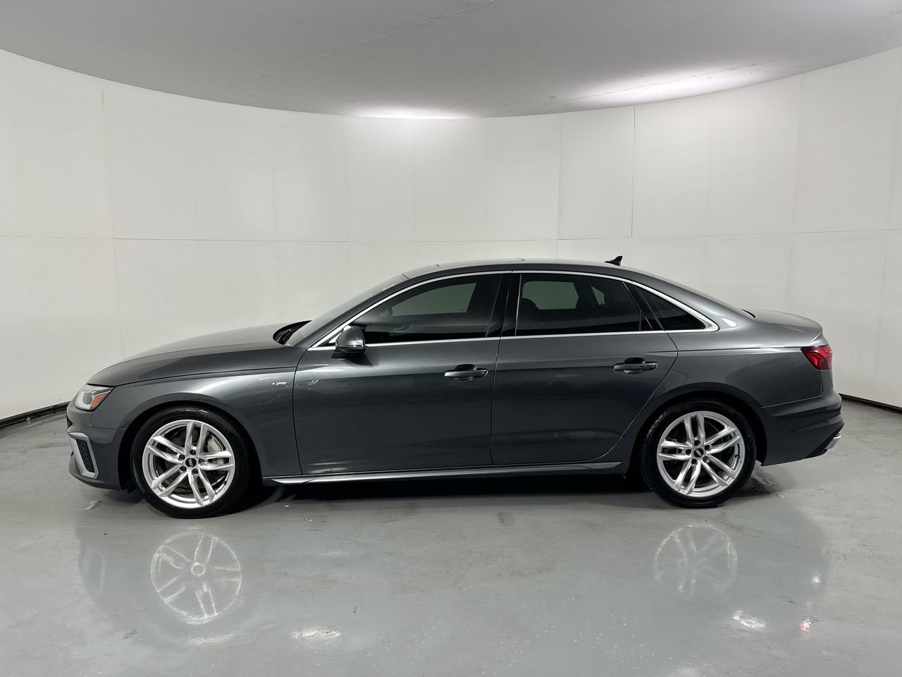 Used 2021 Audi A4 2.0T Premium Plus w/ Premium Plus Package AWD/4WD image 28
