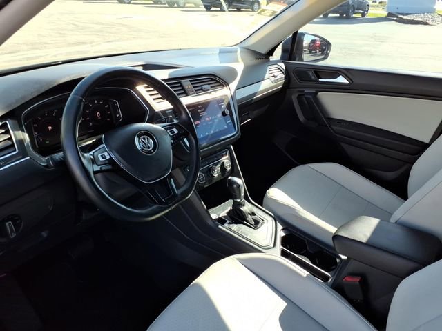 Used 2019 Volkswagen Tiguan SEL FWD image 11