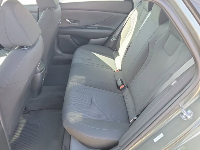 New 2026 Hyundai Elantra SE image 19