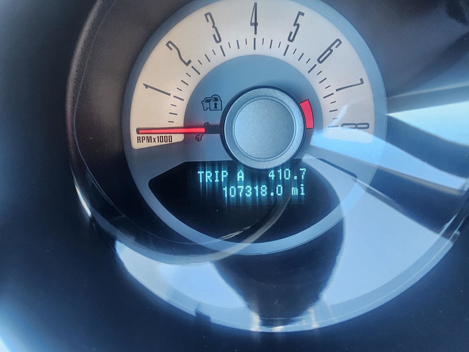 Used 2011 Ford Mustang Premium w/ Comfort Pkg image 19