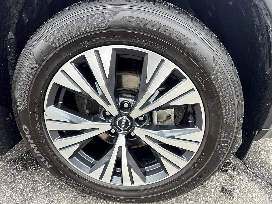 Certified 2023 Nissan Rogue SV w/ SV Premium B Package image 12