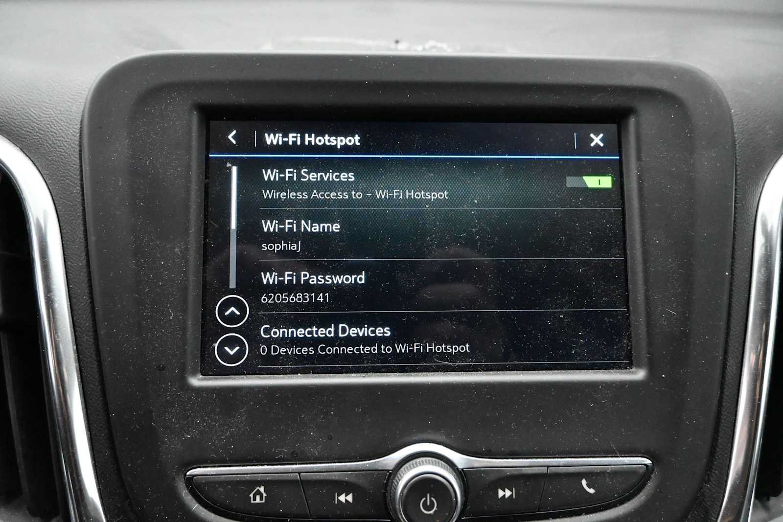 Used 2019 Chevrolet Equinox LT FWD image 21
