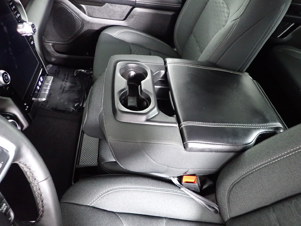 Used 2025 RAM 1500 Big Horn AWD/4WD image 30