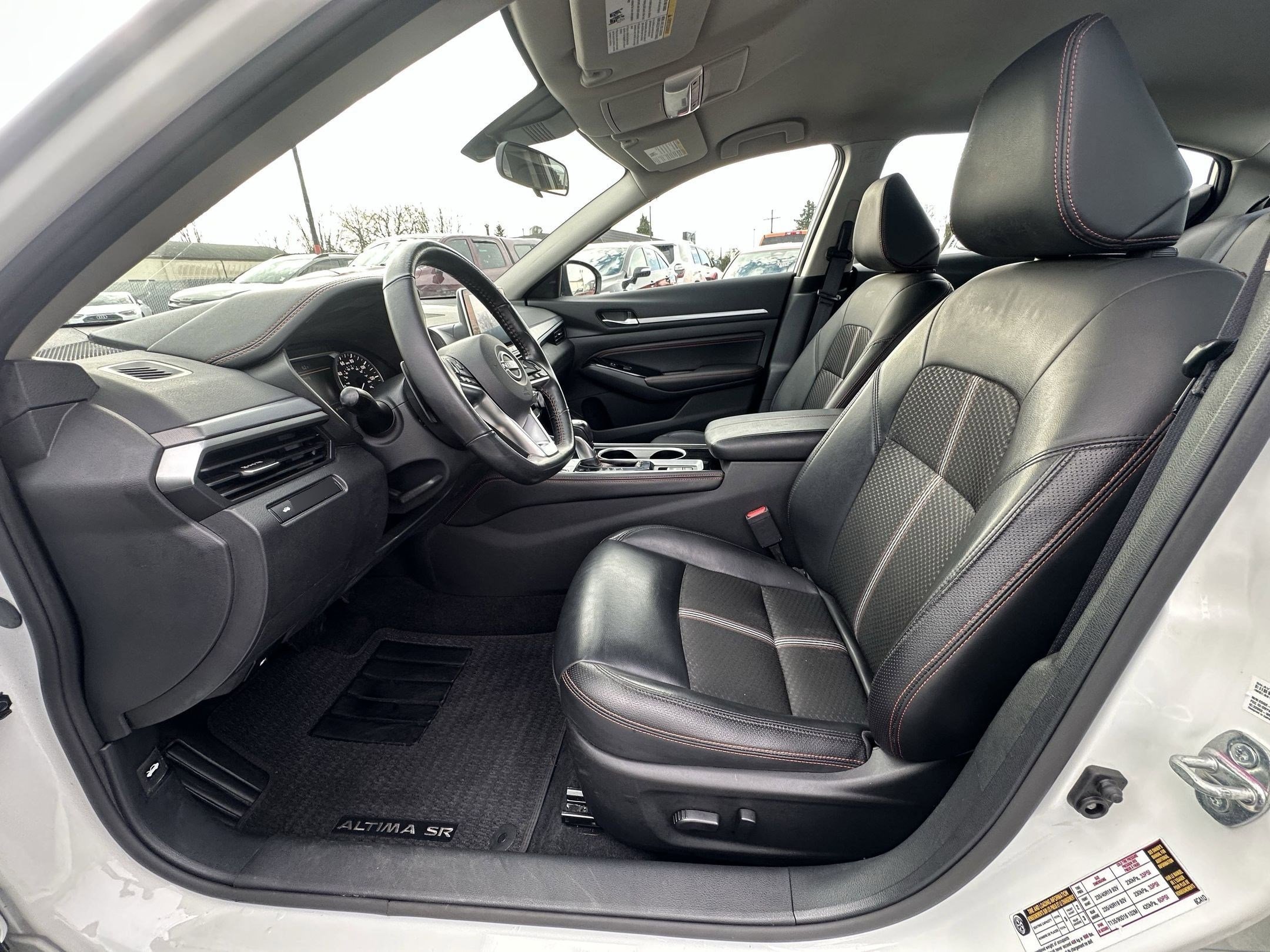 Used 2023 Nissan Altima 2.5 SR image 17