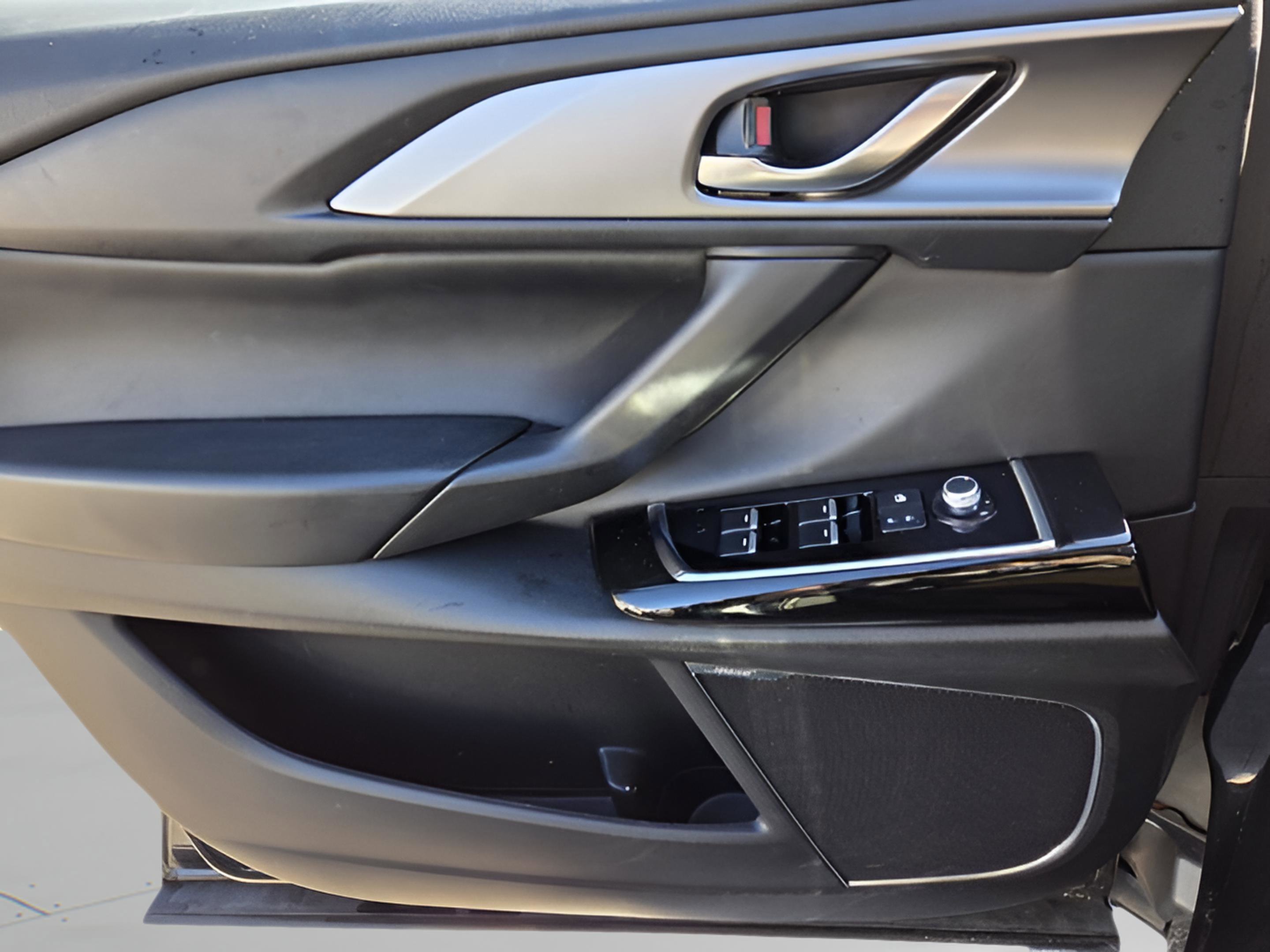 Used 2021 MAZDA CX-9 Touring w/ Touring Premium Package image 25