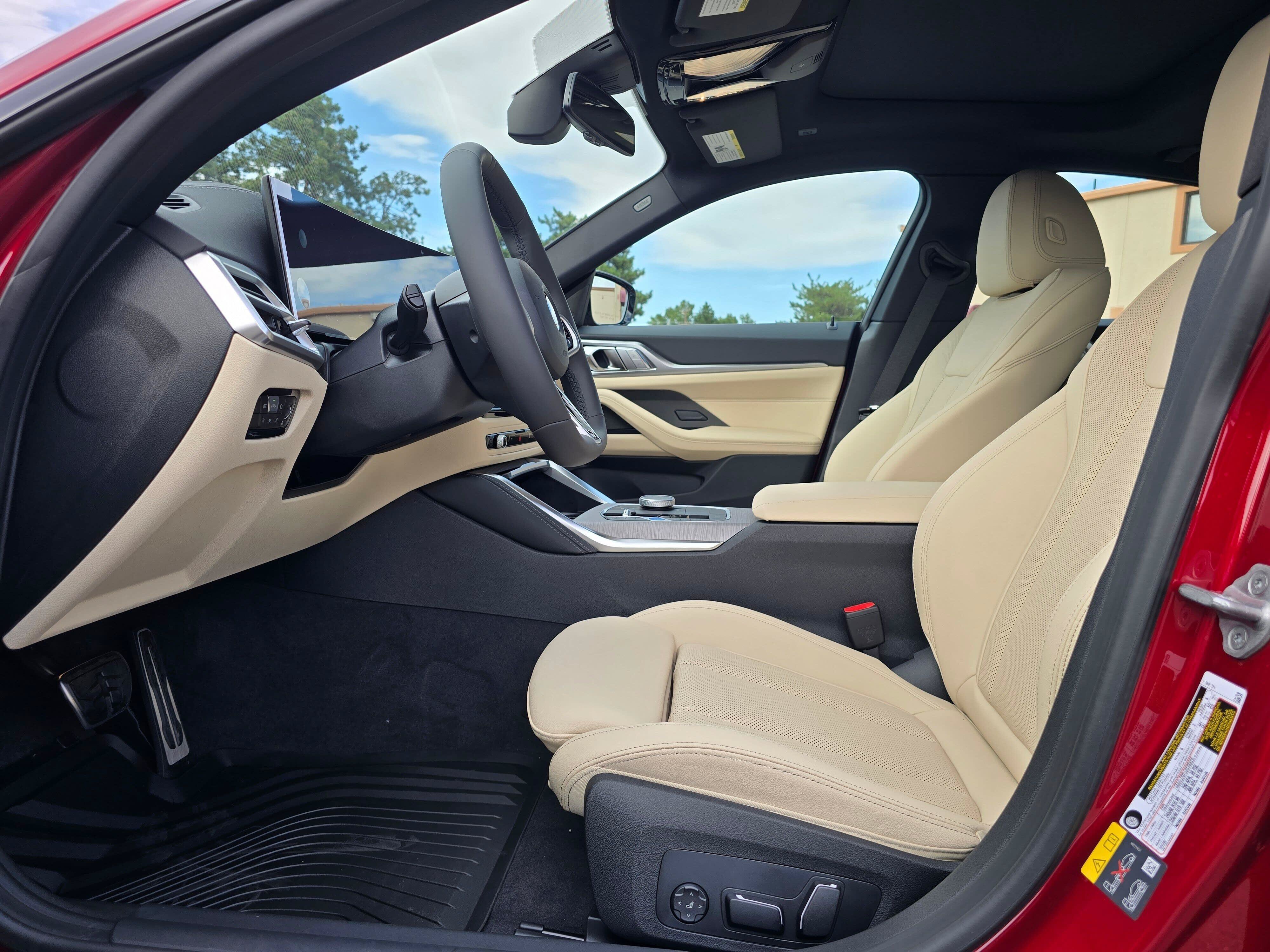 New 2026 BMW i4 xDrive40i w/ M Sport Package AWD/4WD image 11