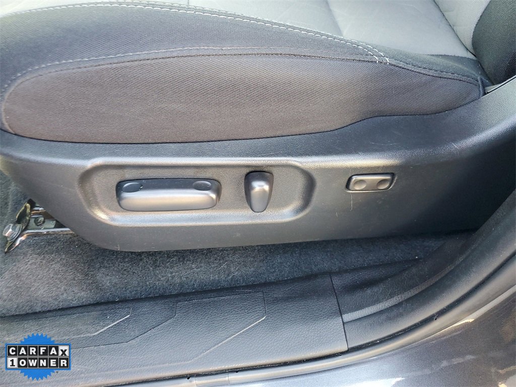 Used 2023 Toyota Tacoma TRD Off-Road image 17