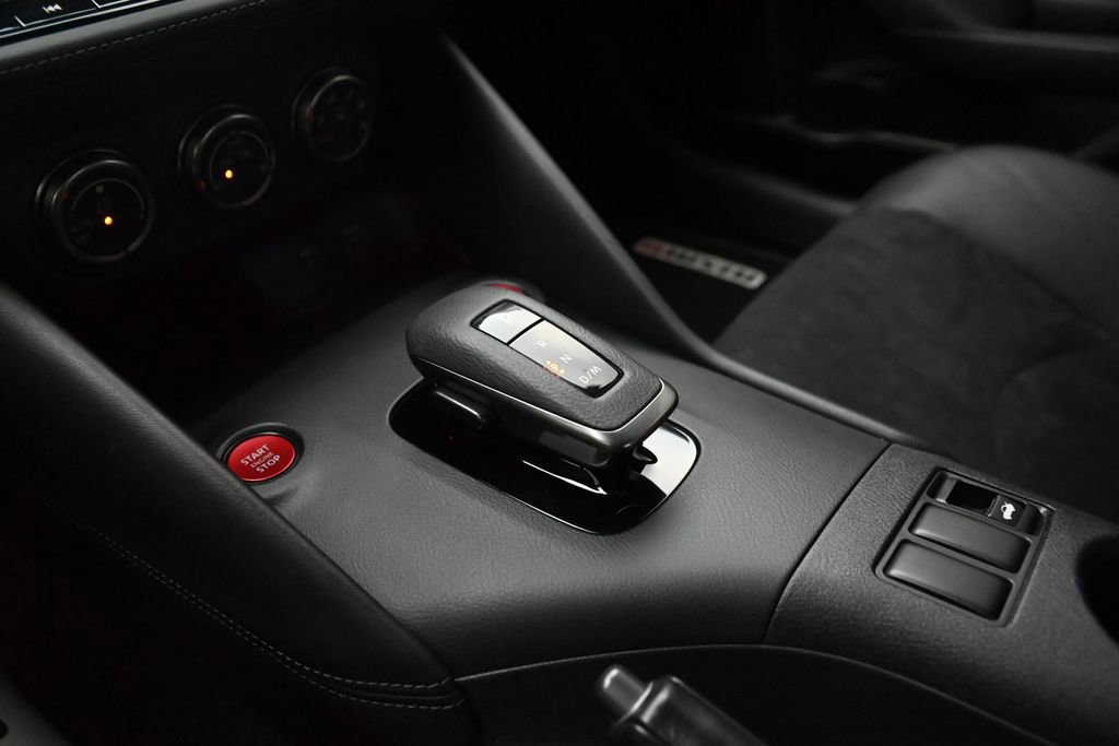 Used 2024 Nissan Z NISMO w/ Floor Mat Package RWD image 32