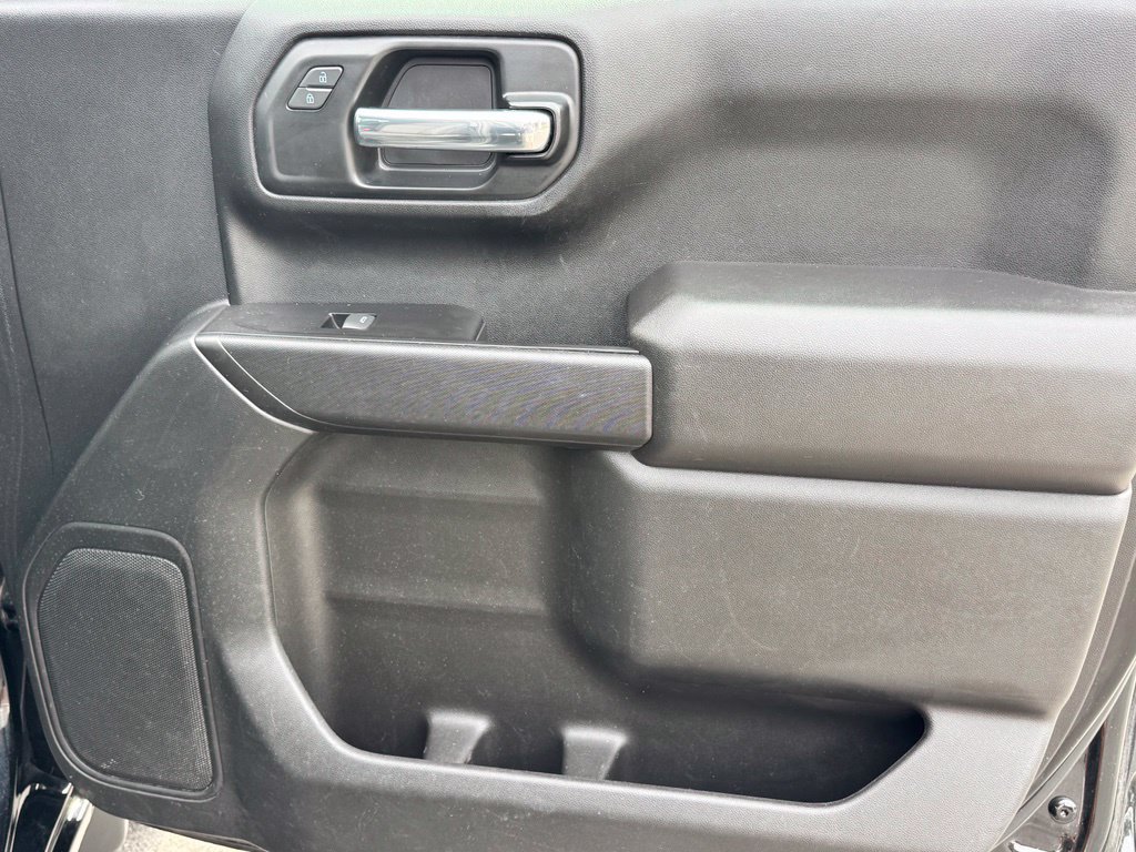 Used 2022 Chevrolet Silverado 1500 Custom AWD/4WD image 23