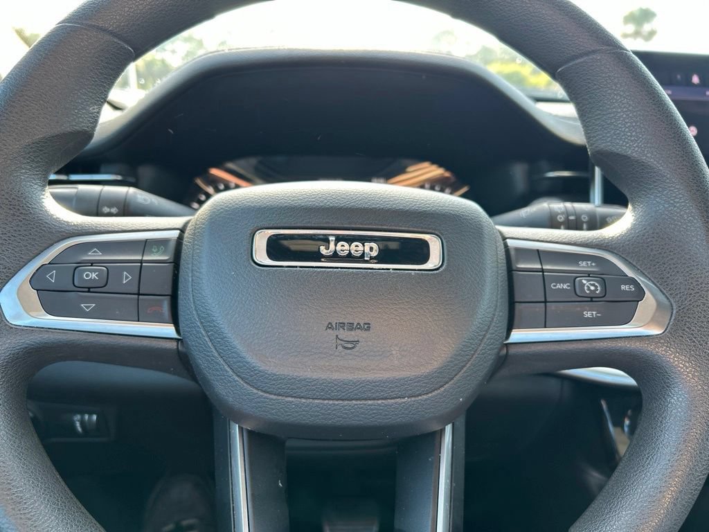 Used 2024 Jeep Compass Sport AWD/4WD image 23