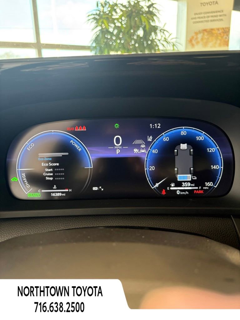 Used 2024 Toyota Crown XLE image 20