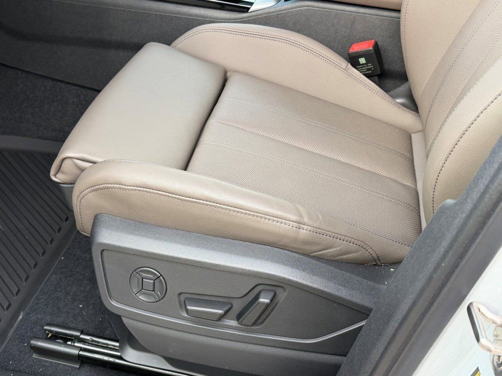 New 2025 Audi Q5 2.0T Premium Plus image 19