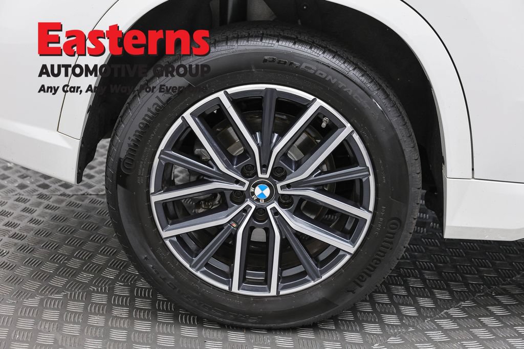 Used 2023 BMW X1 xDrive28i w/ M Sport Package AWD/4WD image 30