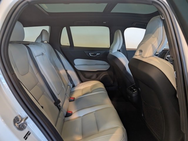 New 2026 Volvo V60 B5 Cross Country Ultra w/ Protection Package Premier image 28