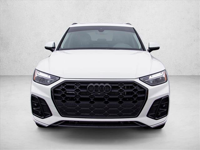 Used 2023 Audi Q5 e Premium Plus w/ Premium Plus Package image 2