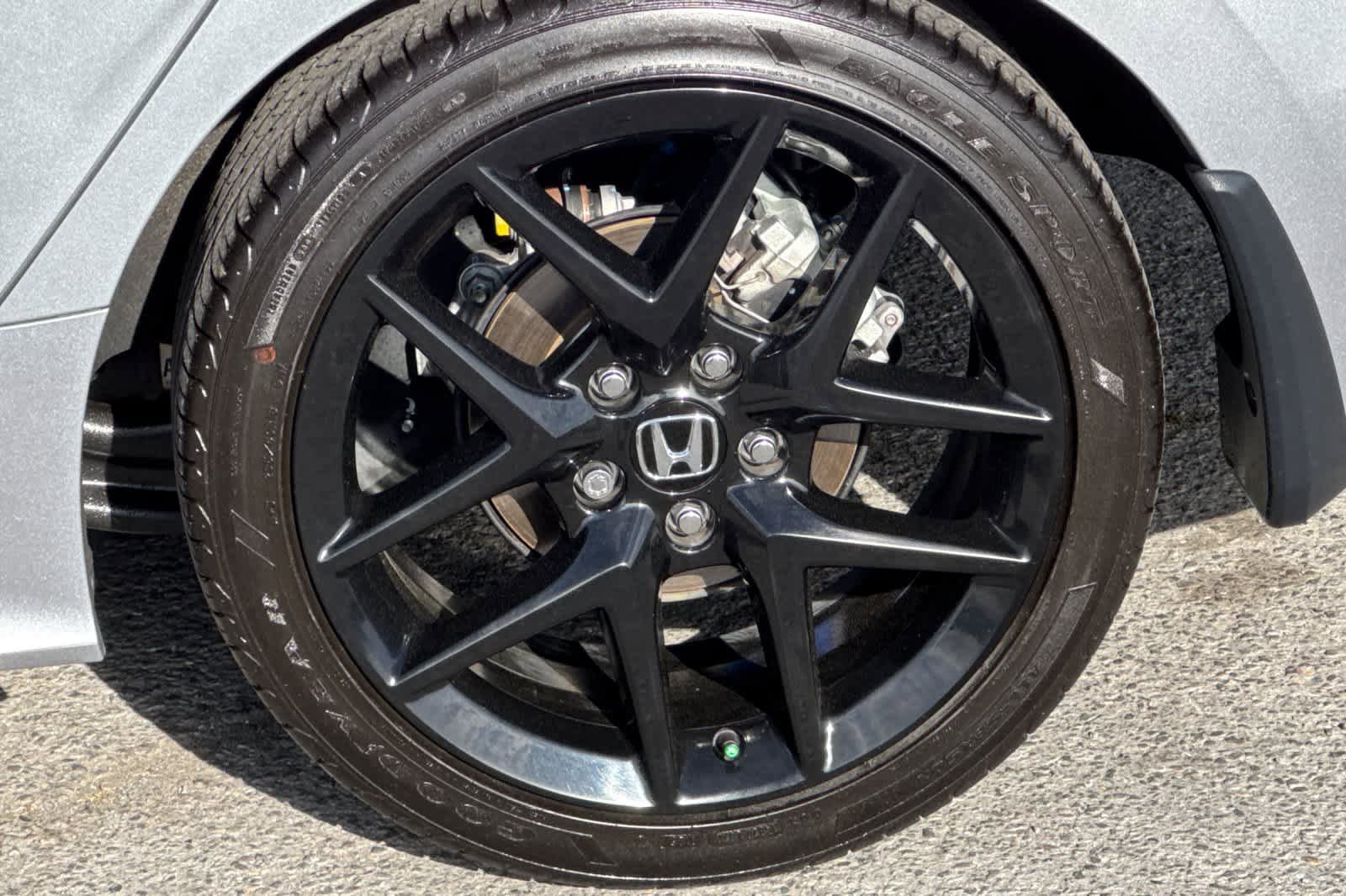 Used 2025 Honda Civic Sport image 24