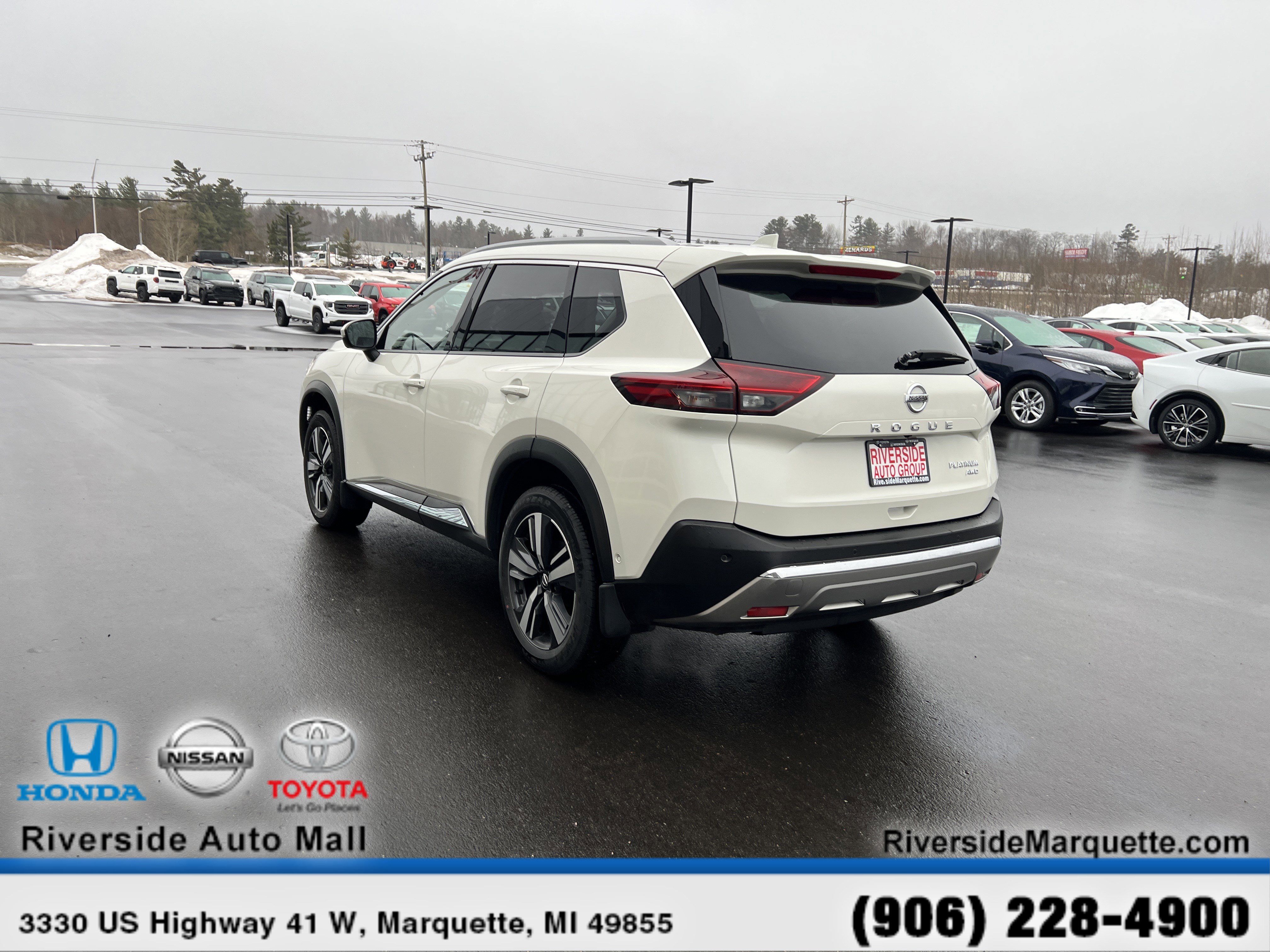 Used 2021 Nissan Rogue Platinum AWD/4WD image 6
