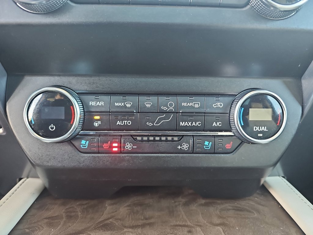 Used 2019 Ford Expedition Platinum image 24