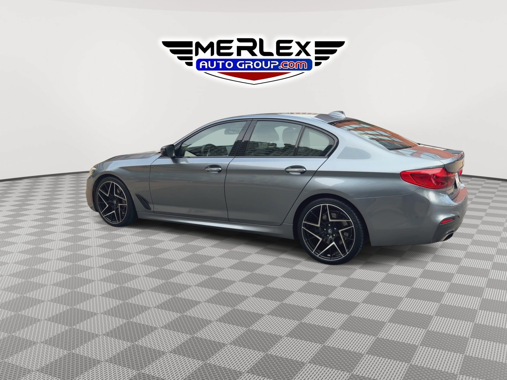 Used 2018 BMW 540i RWD image 6