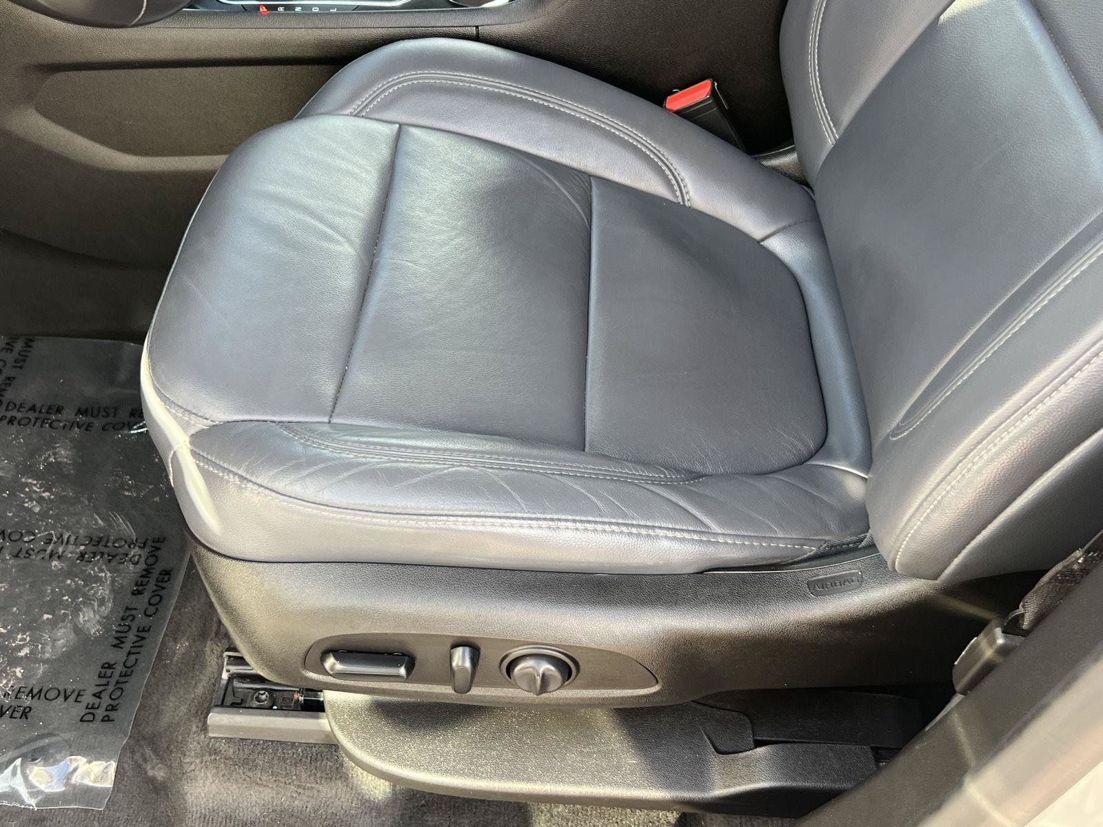 Used 2018 Chevrolet Traverse LT AWD/4WD image 30