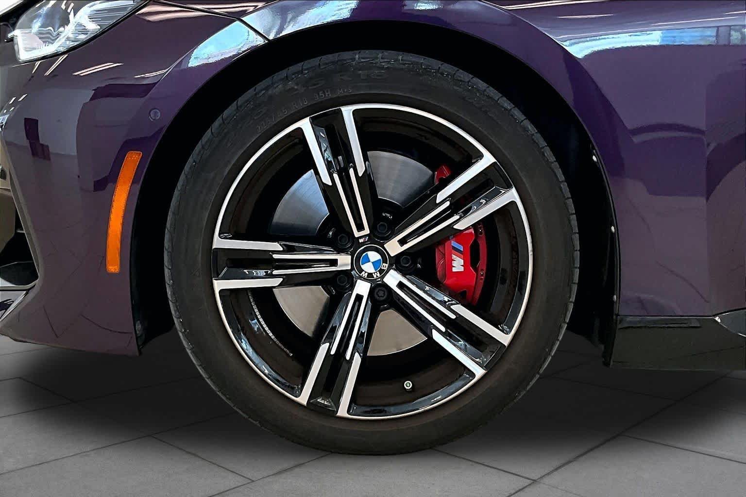 Used 2024 BMW 230i Coupe w/ Premium Package RWD image 9