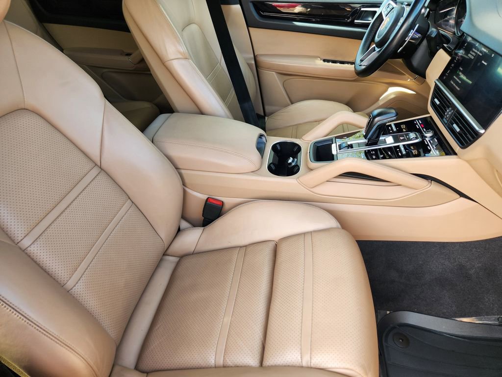 Used 2019 Porsche Cayenne image 5