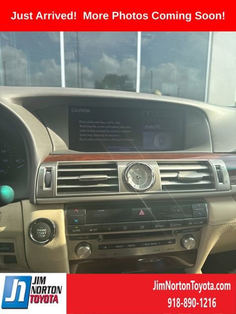 Used 2013 Lexus LS 460 L w/ Ultra Luxury Pkg AWD/4WD image 12
