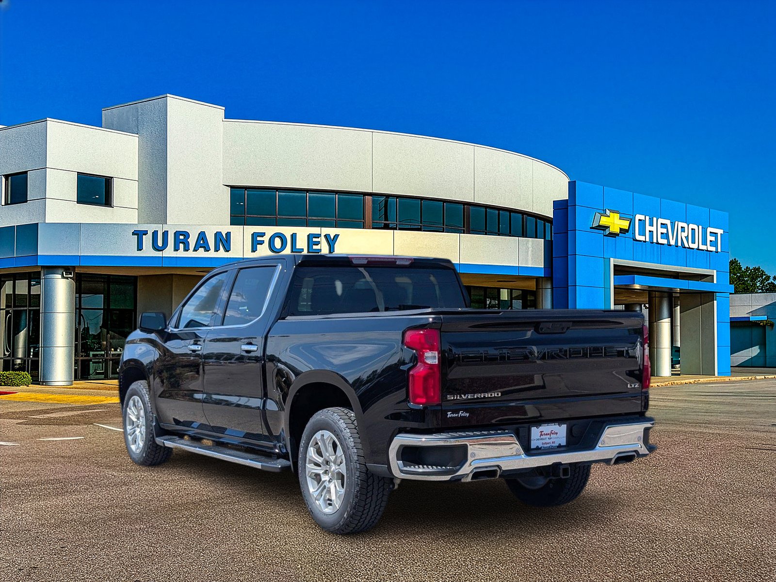 Used 2024 Chevrolet Silverado 1500 LTZ AWD/4WD image 3