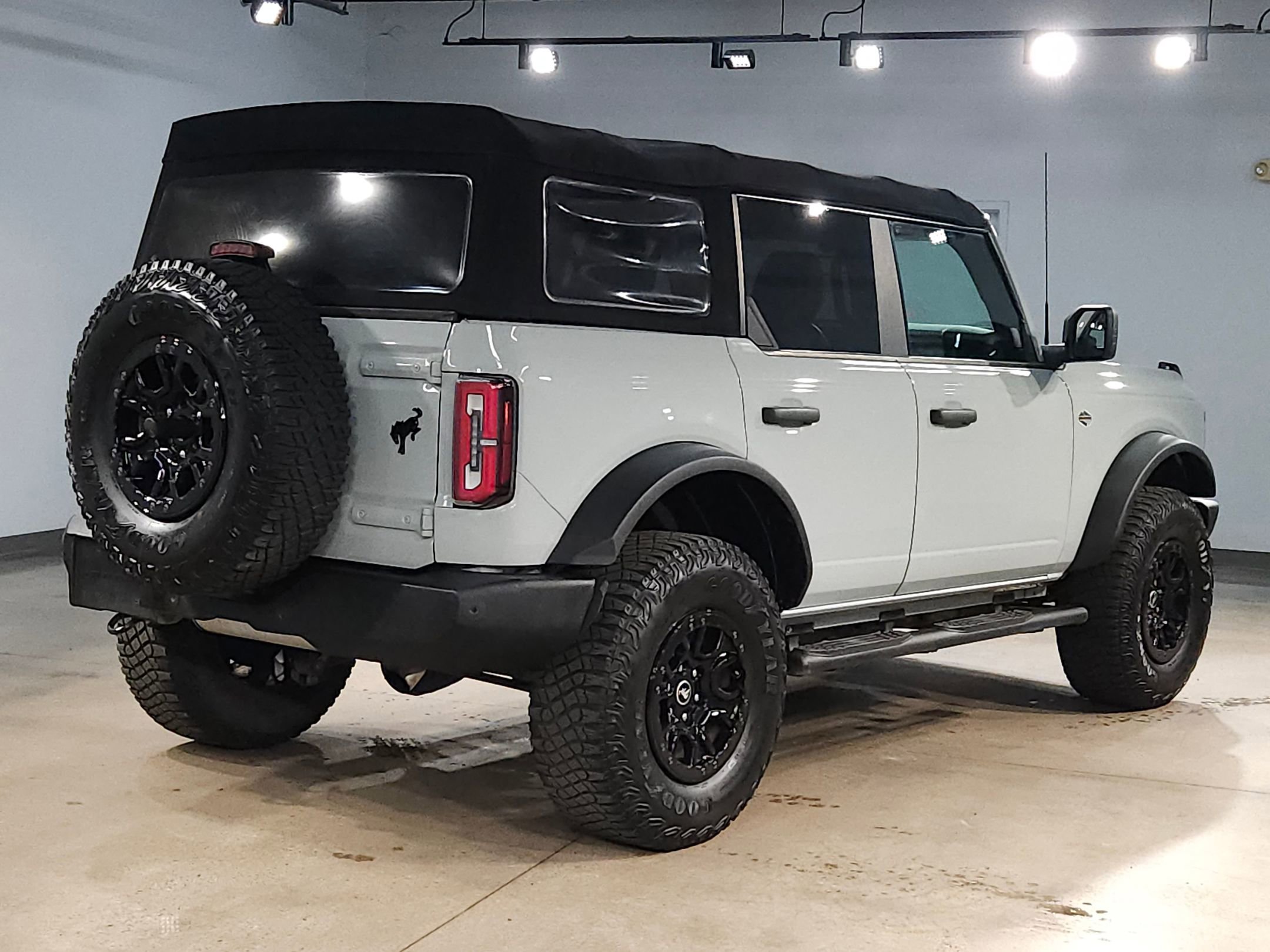 Used 2022 Ford Bronco Wildtrak image 7