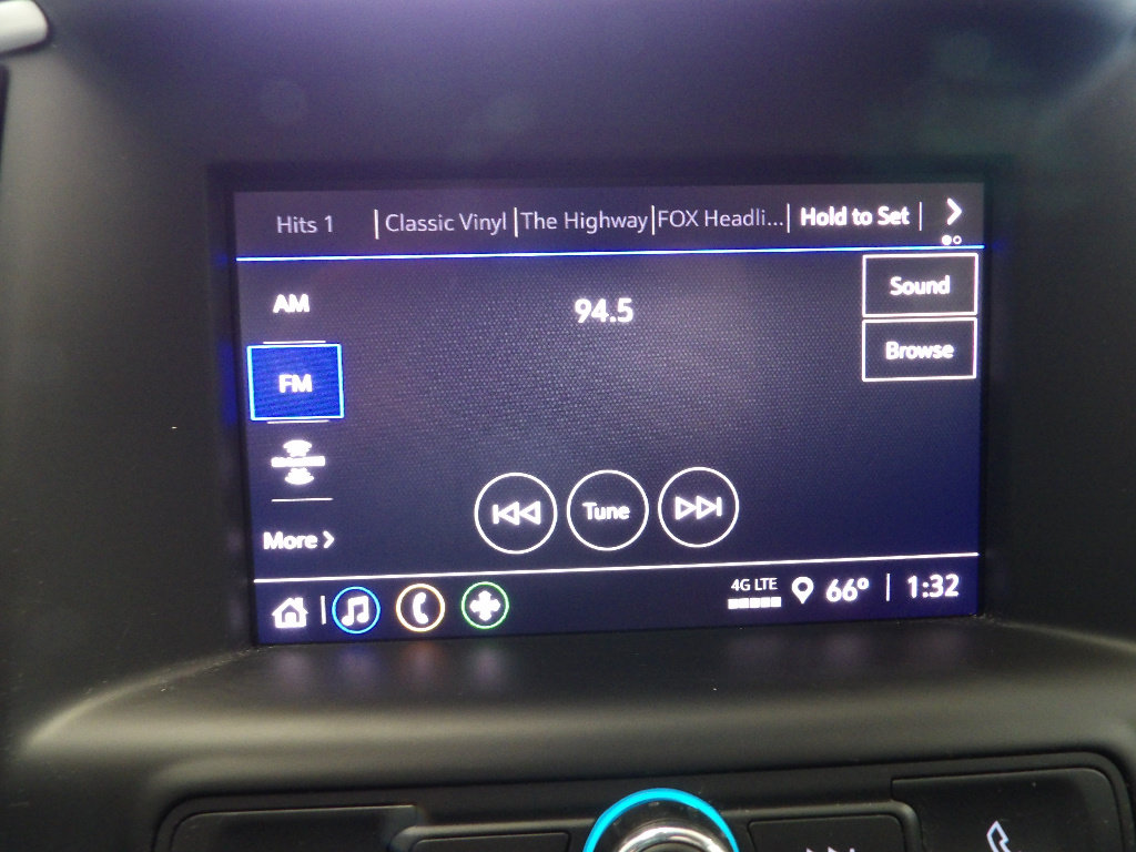 Used 2024 GMC Terrain SLE AWD/4WD image 34