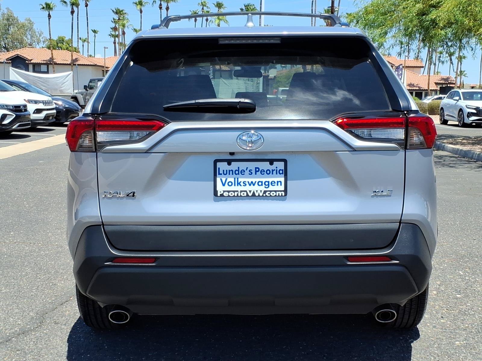Used 2023 Toyota RAV4 XLE FWD image 6