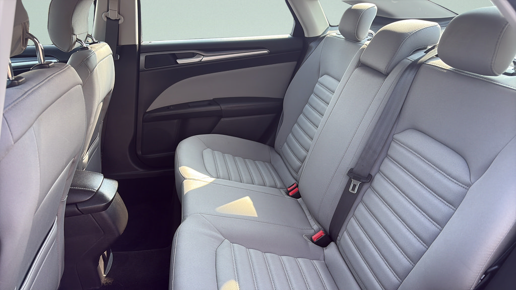 Used 2014 Ford Fusion S FWD image 12