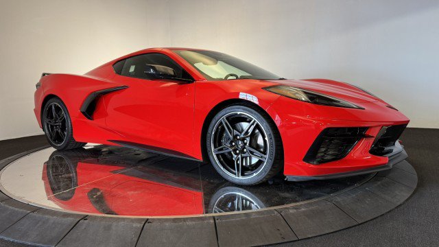 Used 2024 Chevrolet Corvette Stingray Premium Cpe w/ Z51 Performance Package RWD image 18