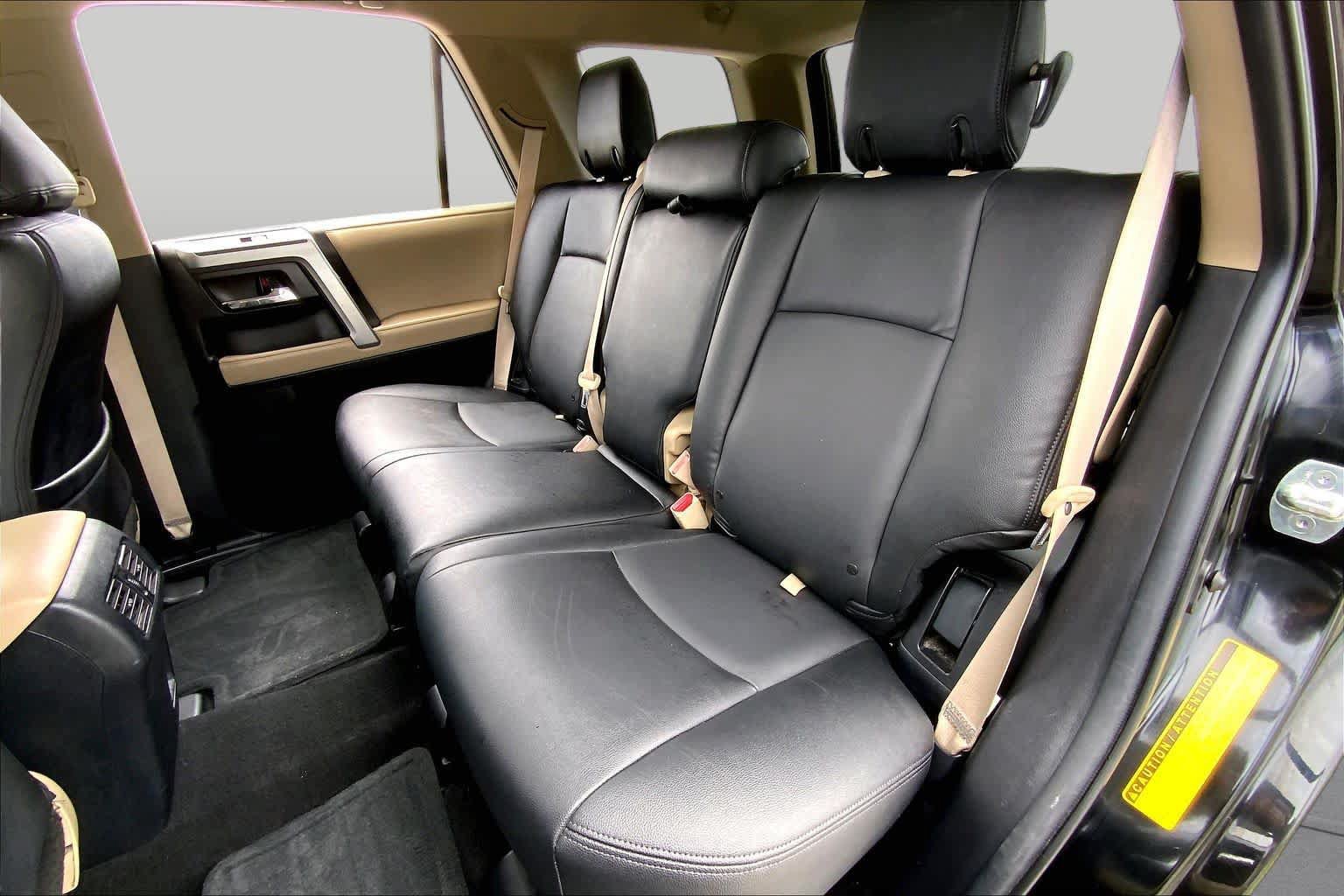 Used 2023 Toyota 4Runner SR5 AWD/4WD image 20
