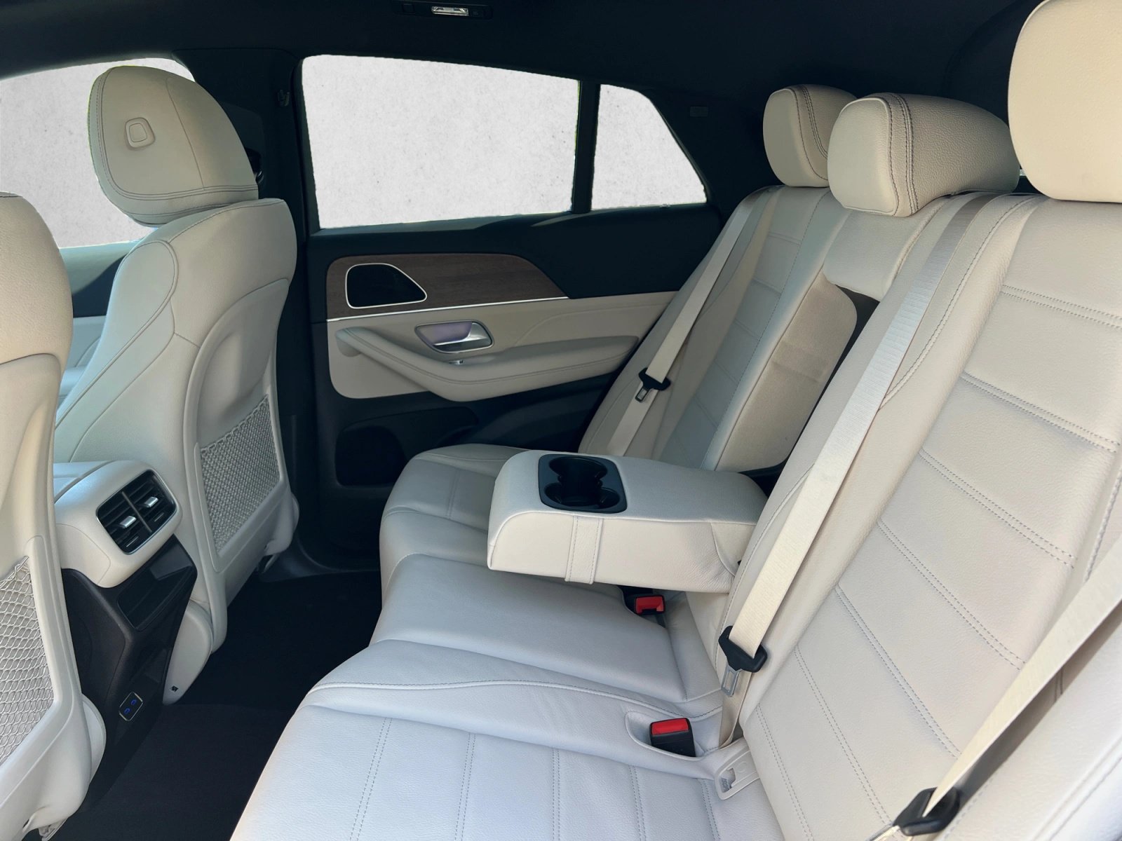 New 2026 Mercedes-Benz GLE 450 4MATIC Coupe image 17