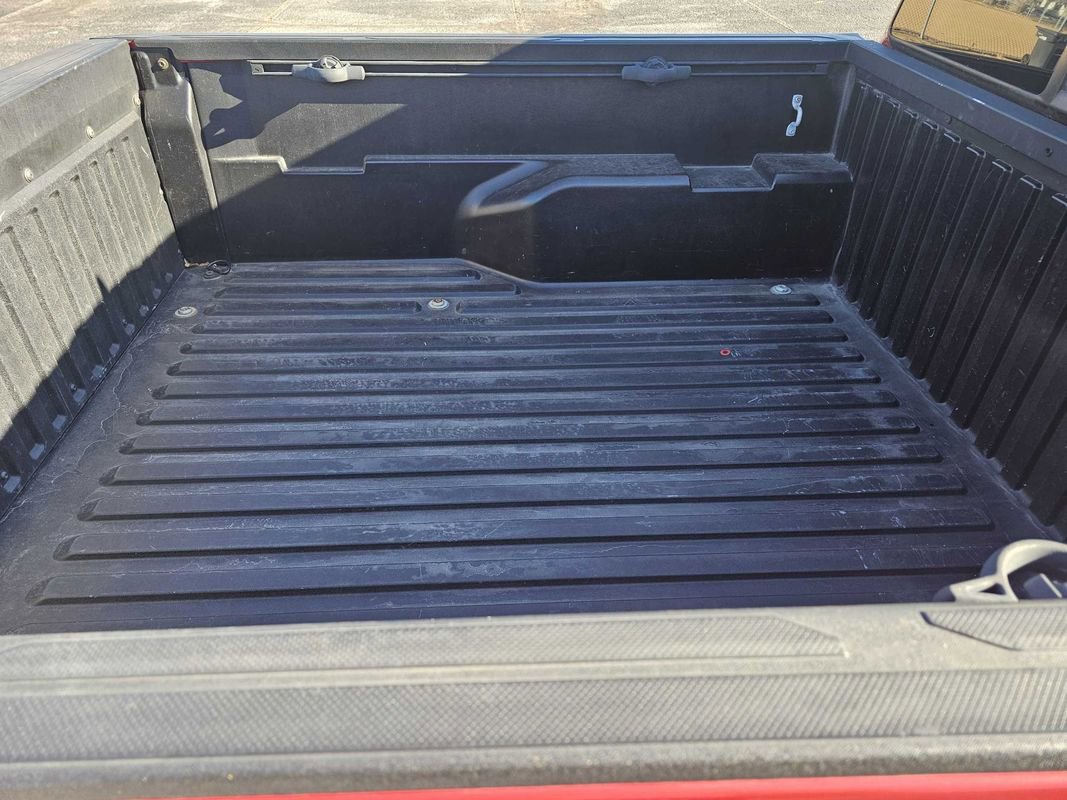 Used 2019 Toyota Tacoma SR w/ SR Convenience Package image 29