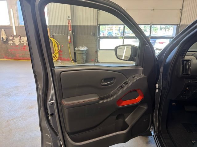 New 2026 Nissan Frontier PRO-4X w/ Pro Premium Package AWD/4WD image 18