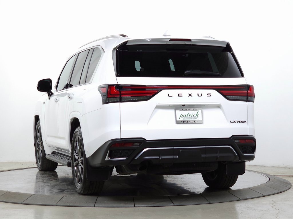 Used 2025 Lexus LX 700h F Sport image 3